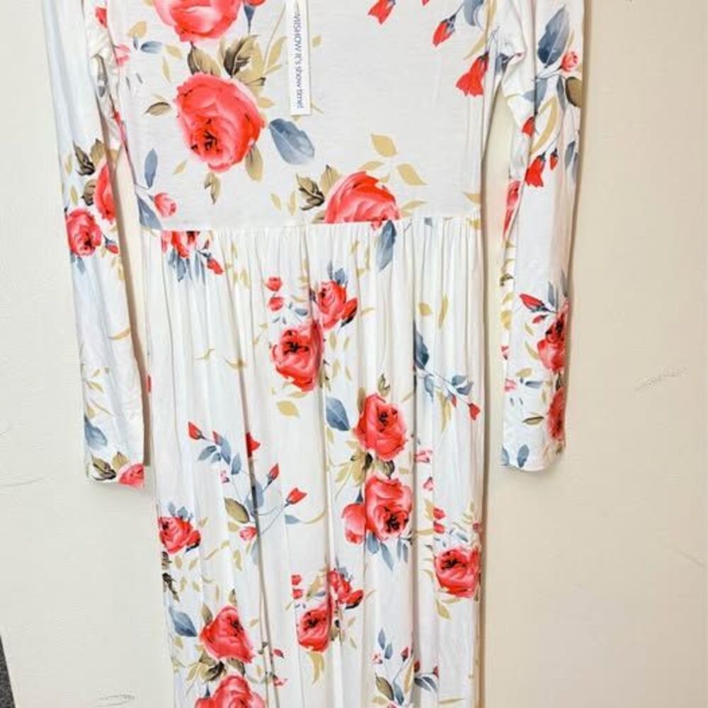 NWT Womens Size M VIISHOW Floral Long Sleeve Maxi Dress